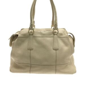 Salvatore Ferragamo  Cream Leather Handbag